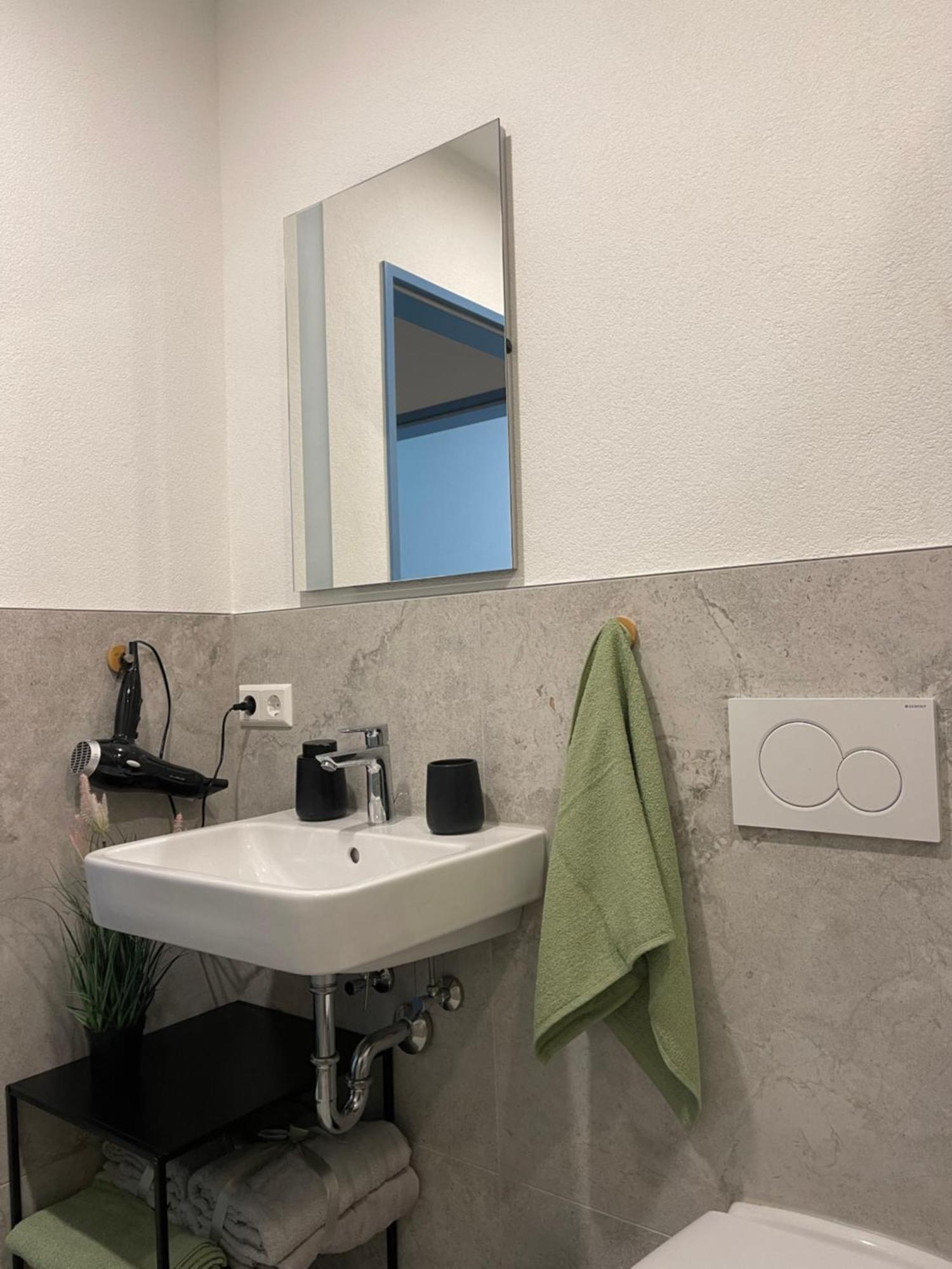 Wunderschoenes Apartment Am Schloessle Zentrum بفورتسهايم المظهر الخارجي الصورة